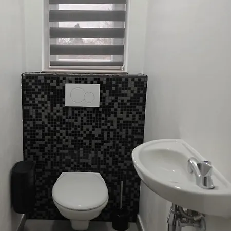 Au Pays Des Cigognes Brugelette